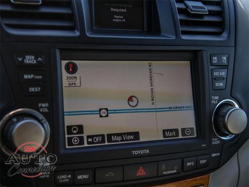 Used 2010 Toyota Highlander Limited image 37