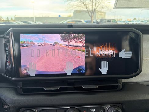 New 2026 Jeep Gladiator Sport image 30