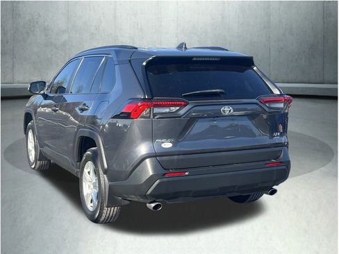 Certified 2021 Toyota RAV4 XLE w/ Convenience Package image 10