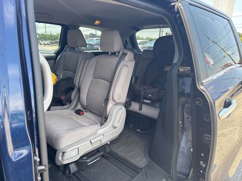 Used 2021 Honda Odyssey EX image 15