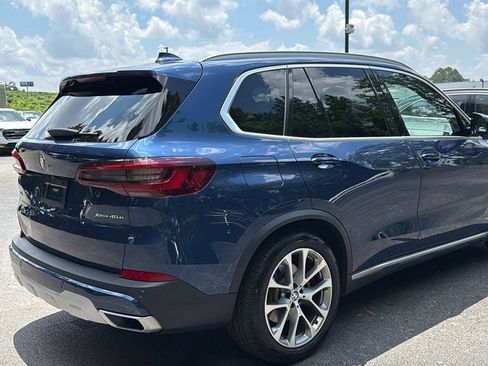 Used 2021 BMW X5 xDrive45e w/ Premium Package AWD/4WD image 3