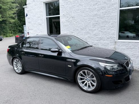 Used 2008 BMW M5 RWD image 39