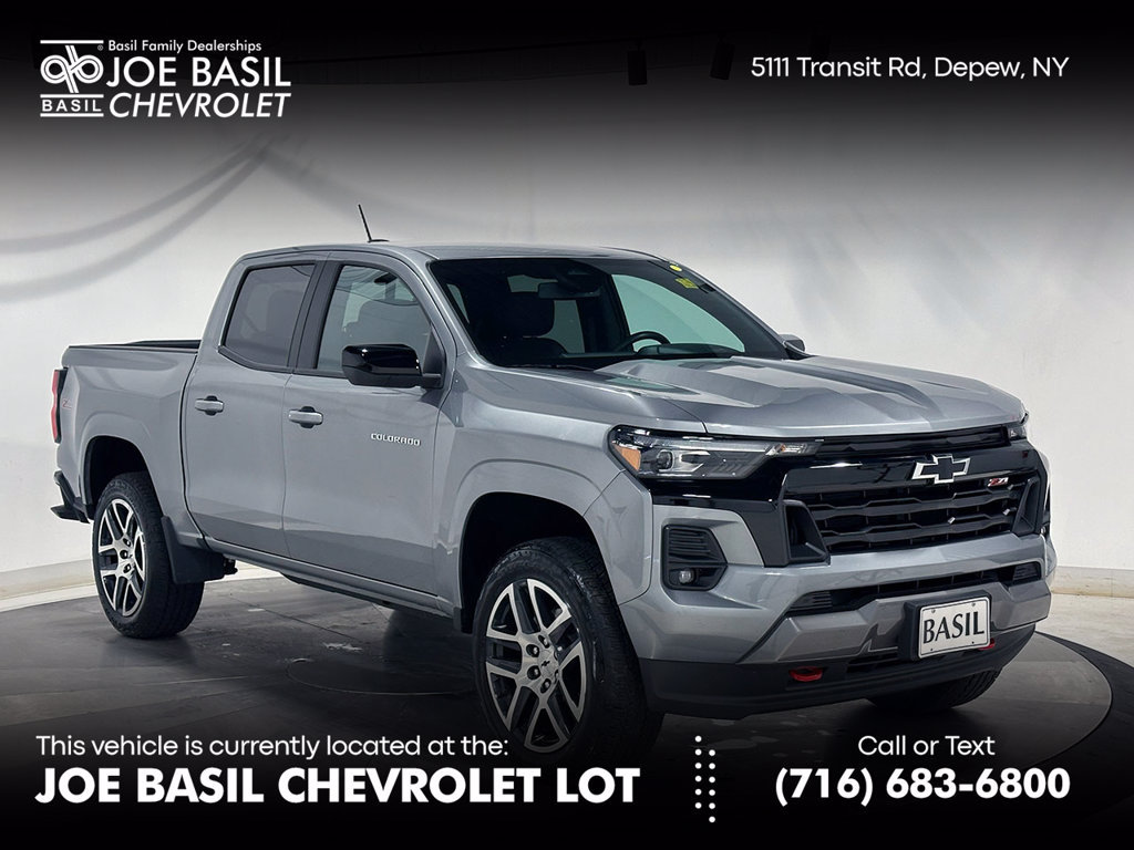 Used 2024 Chevrolet Colorado Z71 w/ Z71 Convenience Package 2 AWD/4WD image 1