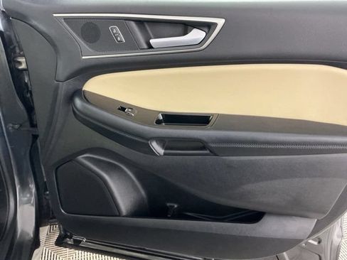 Used 2020 Ford Edge SEL w/ Convenience Package AWD/4WD image 5