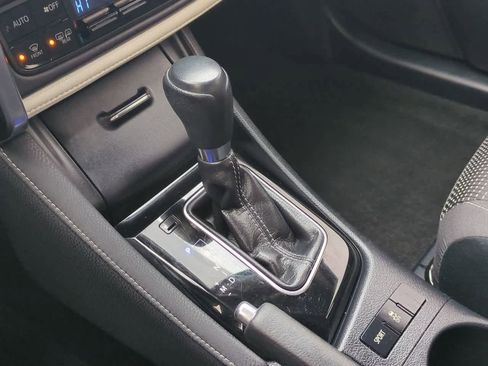 Used 2017 Toyota Corolla iM image 29