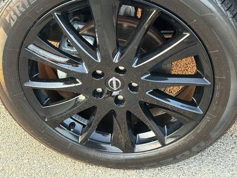 Certified 2024 Nissan Murano SV w/ SV Midnight Edition Package AWD/4WD image 9