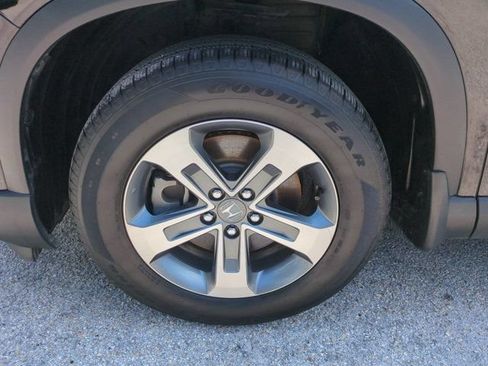 Used 2025 Honda Pilot EX-L image 11