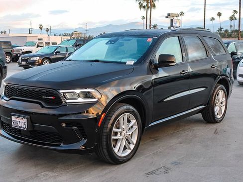 Used 2025 Dodge Durango GT AWD/4WD image 4
