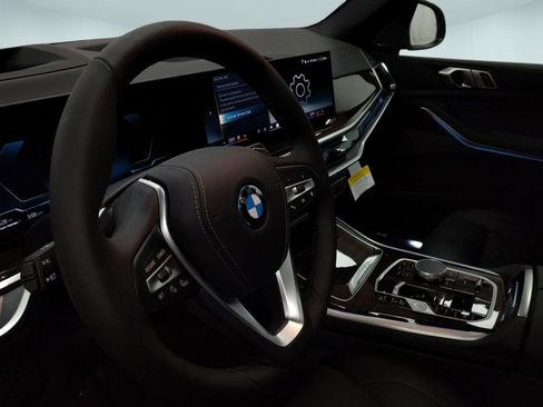 New 2026 BMW X5 xDrive50e w/ Climate Comfort Package image 18