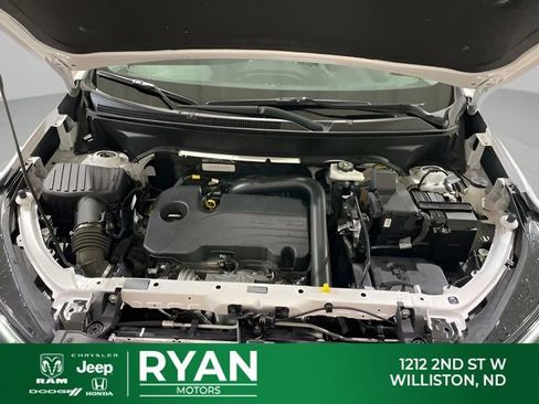 Used 2024 Chevrolet Equinox LT AWD/4WD image 21