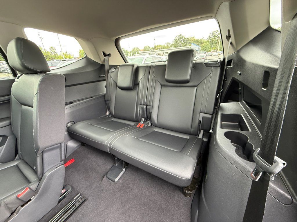 Used 2019 Volkswagen Atlas SE w/ Panoramic Sunroof Package AWD/4WD image 25