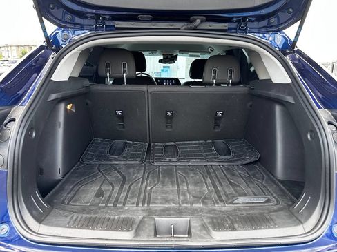 Used 2024 Chevrolet Trax LS w/ Driver Confidence Package FWD image 9