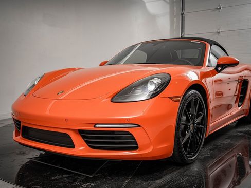 Used 2019 Porsche 718 Boxster image 15