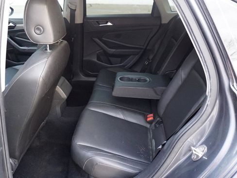 Used 2019 Volkswagen Jetta R-Line image 28