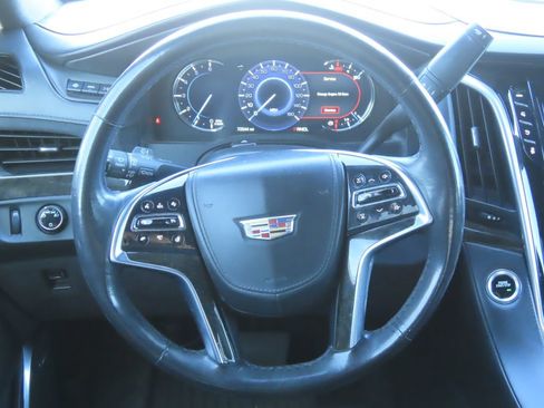 Used 2020 Cadillac Escalade Platinum AWD/4WD image 9