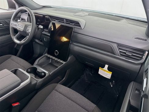 New 2026 GMC Terrain Elevation image 22