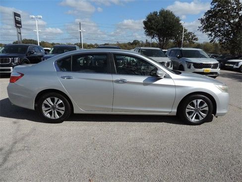 Used 2015 Honda Accord LX image 4