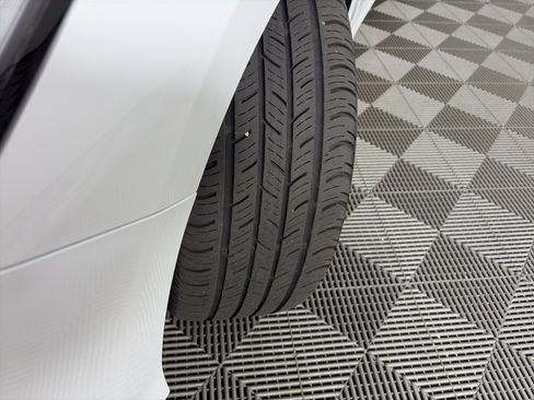 Used 2024 Acura Integra A-Spec FWD image 12