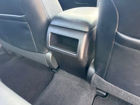 Used 2016 Toyota Camry SE FWD image 20
