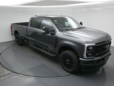 New 2026 Ford F350 Lariat w/ Black Appearance Package AWD/4WD image 38