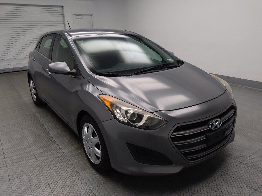 Used 2016 Hyundai Elantra GT FWD image 13