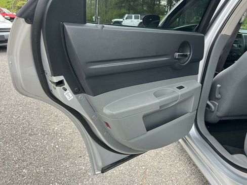Used 2005 Dodge Magnum SE RWD image 20