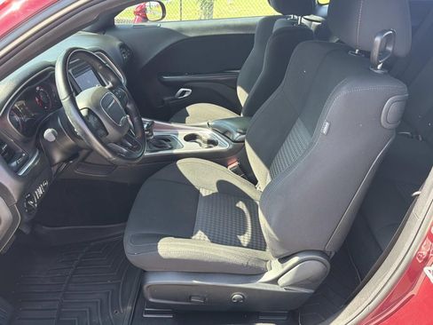 Used 2022 Dodge Challenger GT w/ Blacktop Package AWD/4WD image 9