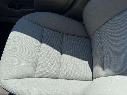Used 2010 Ford Fusion S FWD image 18