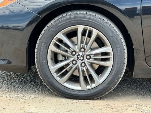 Used 2016 Toyota Camry SE FWD image 33