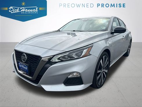 Used 2021 Nissan Altima 2.0 SR FWD image 1
