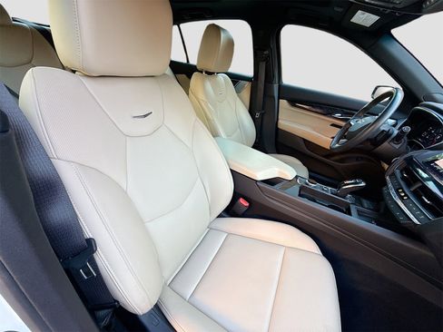 Used 2023 Cadillac CT5 Premium Luxury image 28