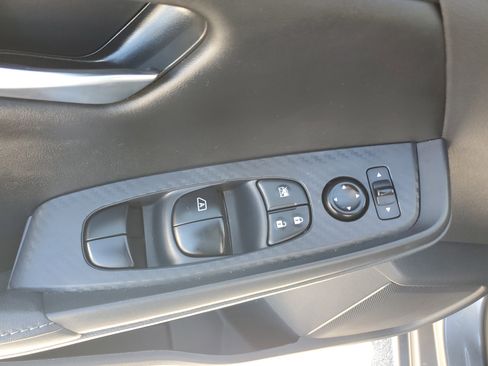 Used 2025 Nissan Sentra SV image 26