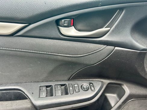 Used 2021 Honda Civic EX image 14