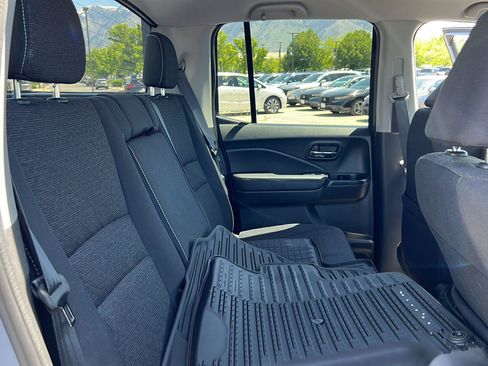 Used 2023 Honda Ridgeline Sport image 30