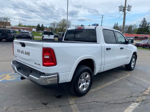 Used 2025 RAM 1500 Big Horn AWD/4WD image 5