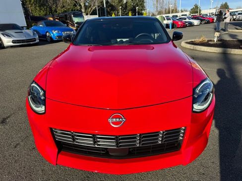 Used 2025 Nissan Z Sport w/ Floor Mat Package image 7