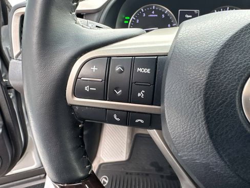 Used 2018 Lexus RX 350 FWD w/ Premium Package image 32