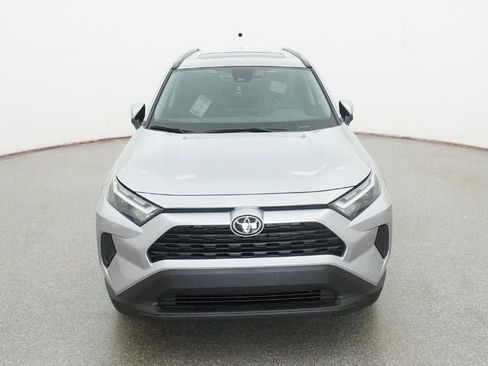 New 2025 Toyota RAV4 XLE image 15