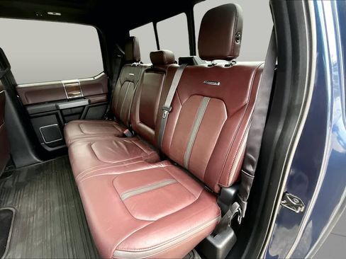 Used 2016 Ford F150 Platinum w/ Equipment Group 701A Luxury AWD/4WD image 21