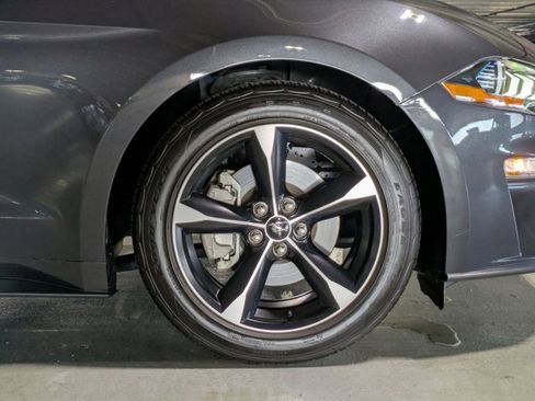 Used 2022 Ford Mustang EcoBoost image 21