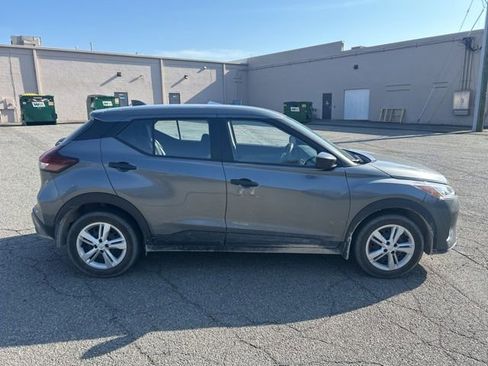 Certified 2025 Nissan Kicks Play S image 6