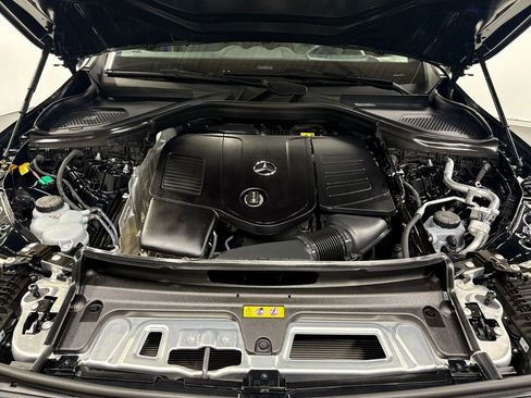 Used 2025 Mercedes-Benz GLC 350e GLC 350e w/ AMG Line image 39