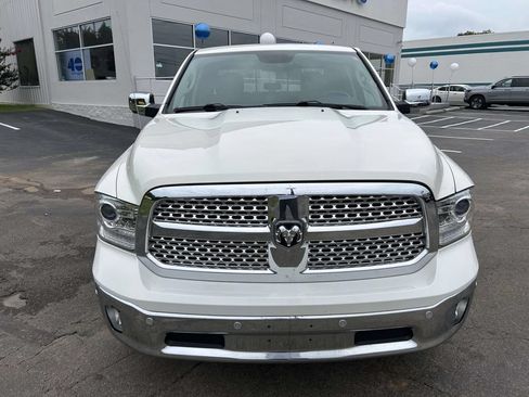 Used 2017 RAM 1500 Laramie w/ Convenience Group AWD/4WD image 10