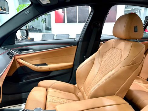 Used 2023 BMW 530i xDrive w/ Convenience Package image 13