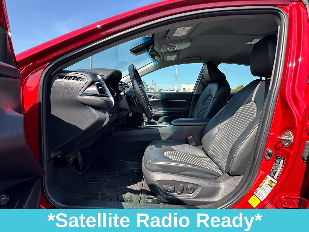 Used 2020 Toyota Camry SE FWD image 14
