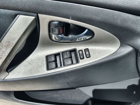 Used 2011 Toyota Camry SE w/ SE Extra-Value Pkg #1 image 22