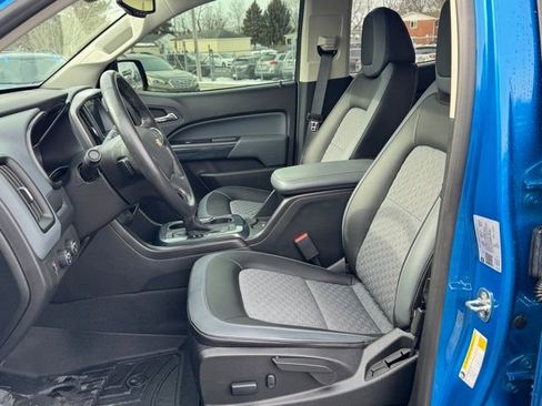Used 2022 Chevrolet Colorado Z71 image 12