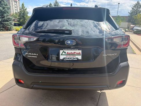 Used 2023 Subaru Outback Premium AWD/4WD image 7
