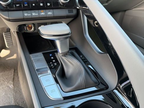 New 2025 Hyundai Elantra SEL FWD image 26