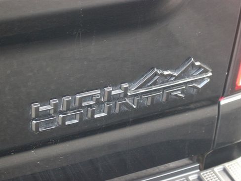 Used 2024 Chevrolet Silverado 2500 High Country w/ Midnight Edition image 12